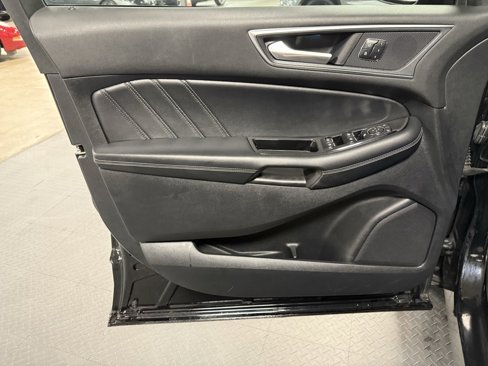 Used 2018 Ford Edge Sport w/ Equipment Group 401A image 8