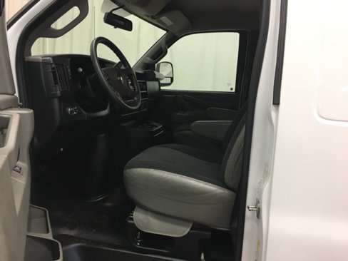 Used 2023 Chevrolet Express 2500 w/ Driver Convenience Package image 16
