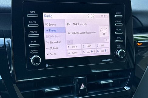 Used 2023 Toyota Camry SE image 17