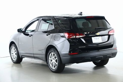 Used 2022 Chevrolet Equinox LS image 38