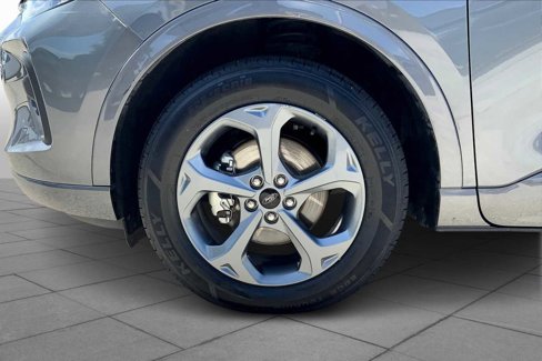 Used 2024 Ford Escape ST-Line image 10