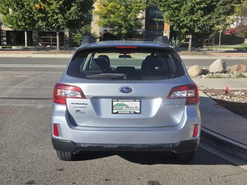 Used 2017 Subaru Outback 2.5i image 8