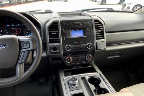 Used 2018 Ford Expedition XLT w/ Equipment Group 201A image 6