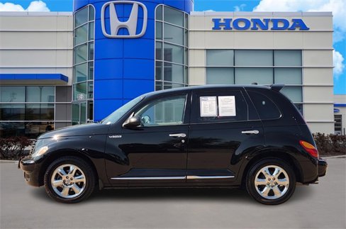 Used 2004 Chrysler PT Cruiser Limited w/ Chrome Accents Group image 3