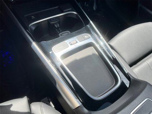 Certified 2024 Mercedes-Benz GLB 250 w/ Driver Assistance Package image 33