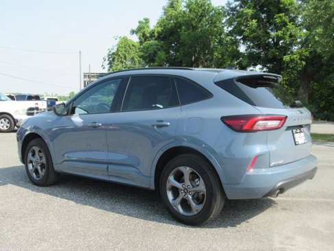 Used 2024 Ford Escape ST-Line image 4