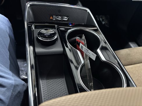 New 2026 Chevrolet Equinox ACTIV w/ Safety and Technology Package image 20