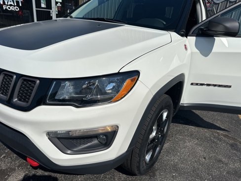 Used 2018 Jeep Compass Trailhawk w/ Navigation Group image 9