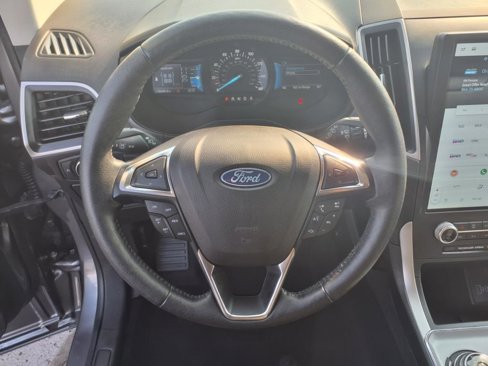 Used 2022 Ford Edge SEL w/ Convenience Package image 14