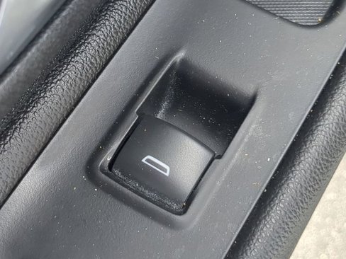 Used 2020 GMC Terrain SLT image 31
