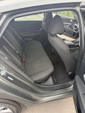 Used 2024 Hyundai Elantra SEL image 10
