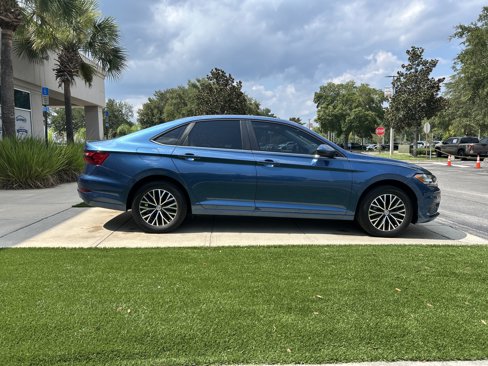 Used 2020 Volkswagen Jetta SE w/ SE Cold Weather Package image 8