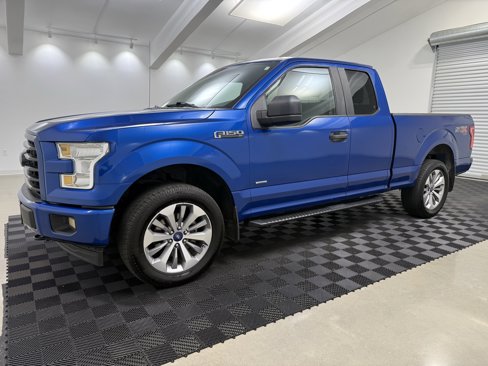 Used 2017 Ford F150 XL w/ Equipment Group 101A Mid image 3