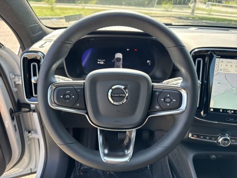Certified 2022 Volvo C40 P8 Recharge Ultimate image 19