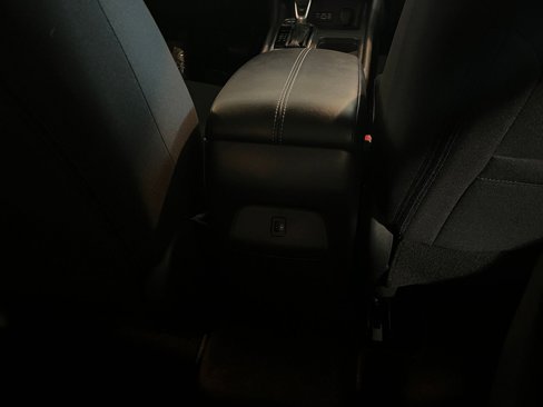 Used 2024 Nissan Sentra SV image 24