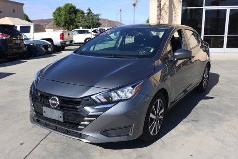 Used 2023 Nissan Versa SV image 8