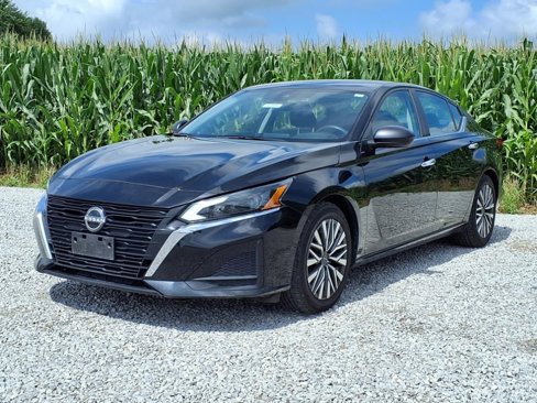 Used 2024 Nissan Altima 2.5 SV image 25