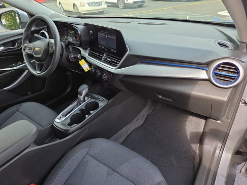 Certified 2024 Chevrolet Trax LS w/ LS Convenience Package image 19