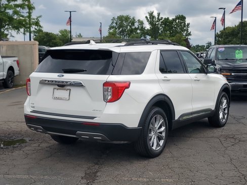Used 2021 Ford Explorer XLT w/ Equipment Group 202A image 6