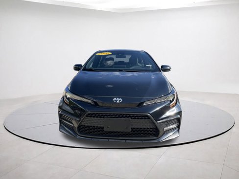 Used 2020 Toyota Corolla SE image 2