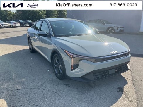Used 2025 Kia K4 LXS image 1