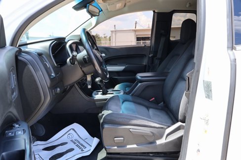 Used 2019 Chevrolet Colorado LT w/ LT Convenience Package image 4