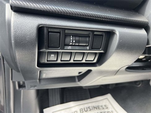 Used 2018 Subaru Crosstrek 2.0i Premium image 15