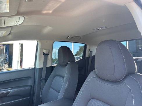 Used 2018 GMC Canyon SLE w/ SLE Convenience Package image 15