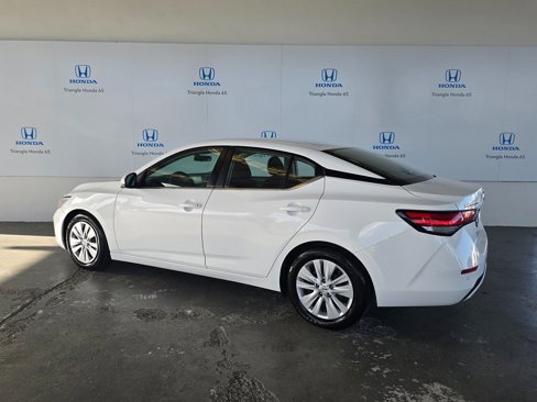 Used 2023 Nissan Sentra S image 4