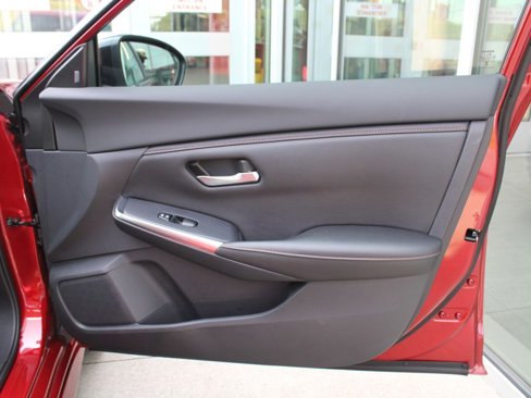Used 2022 Nissan Sentra SR image 30