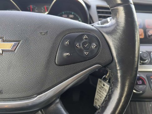 Used 2017 Chevrolet Impala LT image 23