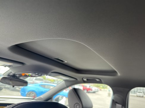 New 2025 Chevrolet Trax RS w/ Sunroof Package image 14