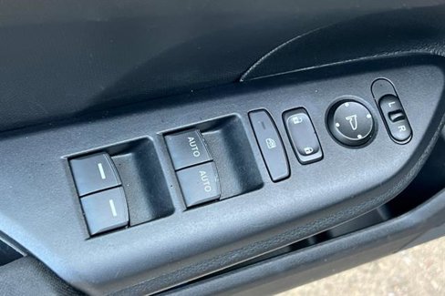 Used 2019 Honda Civic LX image 13
