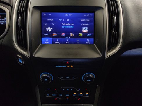 Used 2020 Ford Edge SEL image 25
