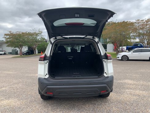 Used 2021 Nissan Rogue S image 7