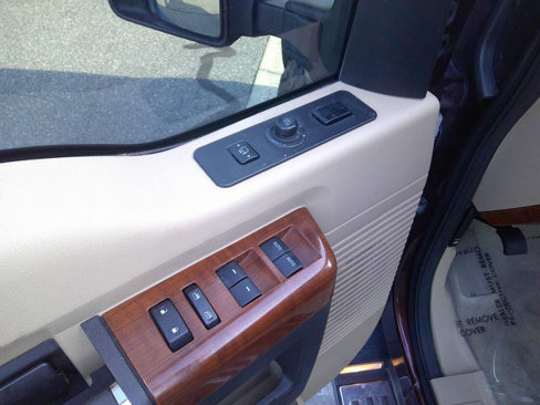 Used 2016 Ford F250 King Ranch w/ FX4 Off-Road Package image 9