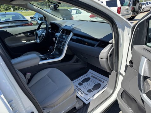Used 2012 Ford Edge SE image 15