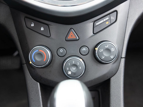 Used 2017 Chevrolet Sonic LS image 34