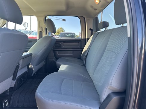 Used 2018 RAM 1500 Express w/ Black Ram 1500 Express Group image 9