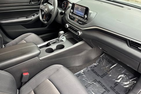 Used 2024 Nissan Altima 2.5 S image 31