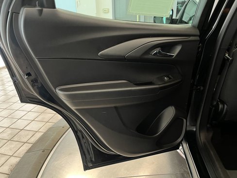 Used 2022 Chevrolet TrailBlazer LS image 27