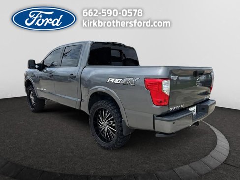 Used 2019 Nissan Titan PRO-4X w/ Pro-4x Utility Package image 8