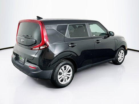 Used 2020 Kia Soul LX image 9
