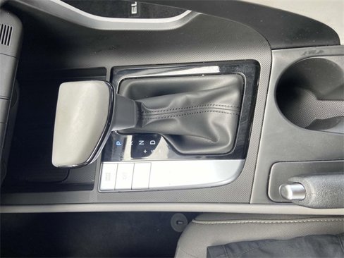 Used 2025 Hyundai Elantra Sport image 19