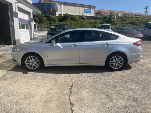 Used 2014 Ford Fusion SE image 5