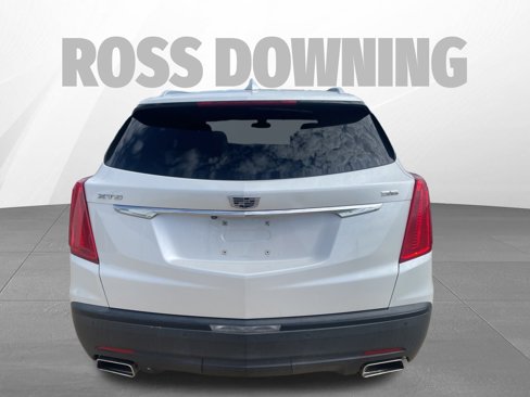 Used 2017 Cadillac XT5 Luxury w/ Driver Awareness Package image 5