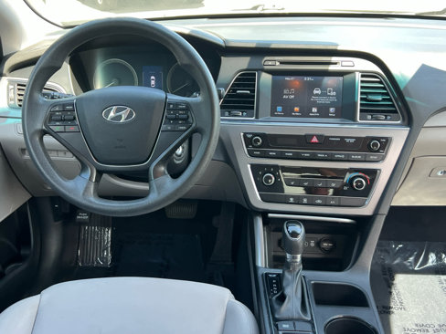Used 2016 Hyundai Sonata SE w/ Cargo Package image 24
