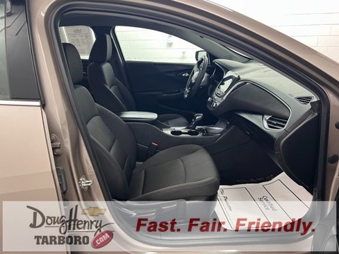 Used 2023 Chevrolet Malibu LT w/ Driver Confidence Package image 40