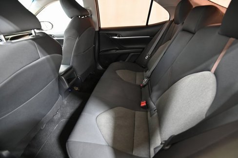 Used 2019 Toyota Camry LE image 8