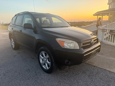 Used 2007 Toyota RAV4 2WD image 3